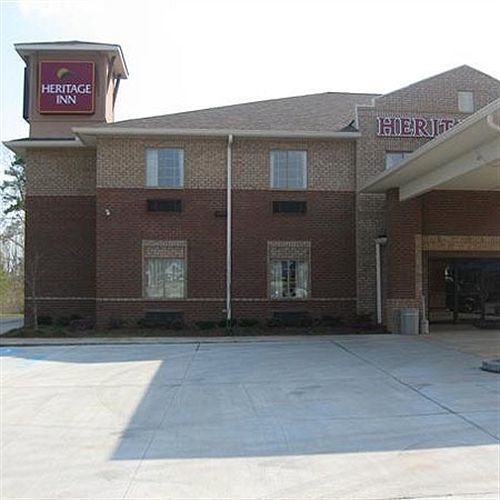 פיקאיון Heritage Inn מראה חיצוני תמונה