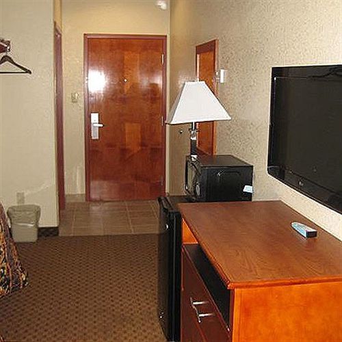 פיקאיון Heritage Inn מראה חיצוני תמונה
